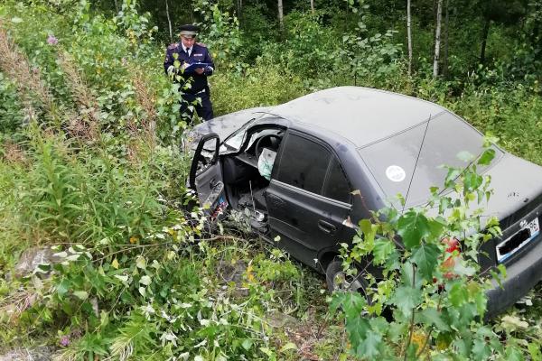 На Серовском тракте в лобовом столкновении «Нивы» и Hyundai пострадали три человека - Фото 3