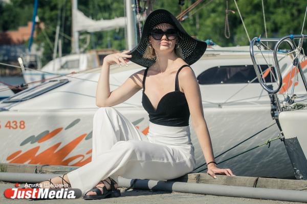 Pr-директор Екатерина Зиновьева: «Хватит сидеть в офисах – все-таки у нас лето». В Екатеринбурге +23 - Фото 5