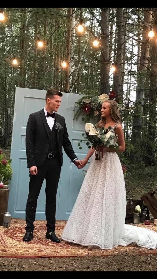 «Мисс Екатеринбург-2017» Анастасия Каунова стала родственницей высокопоставленной чиновницы свердловского минобра - Фото 3