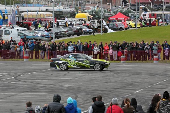 Дымящиеся покрышки и визг моторов: у Музей автомобильной техники УГМК пройдет Кубок Урала по дрифту    - Фото 3