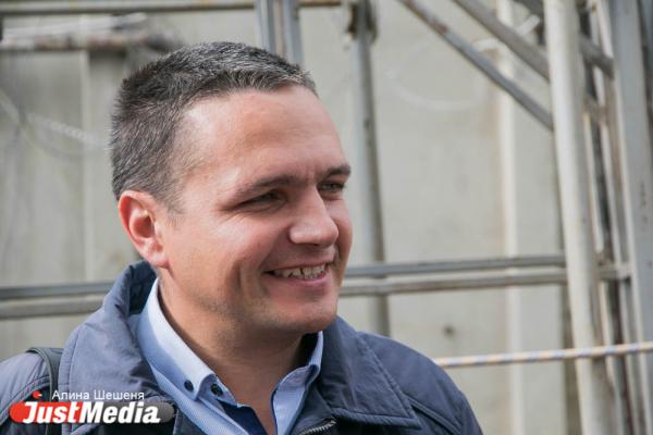 Спустя четыре месяца: львов из сквера за Оперным только начали реставрировать - Фото 4