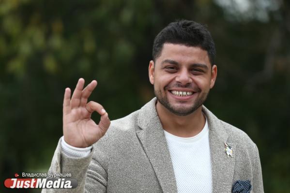 Ведущий Семен Сокол: «Абсолютно без разницы, какая погода. Важно – кто с тобой рядом». В Екатеринбурге +12 - Фото 6