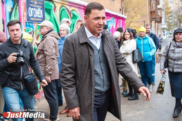 «Рождается новая история города». Как в Екатеринбурге прошел первый общегородской опрос по месту для строительства храма святой Екатерины - Фото 5