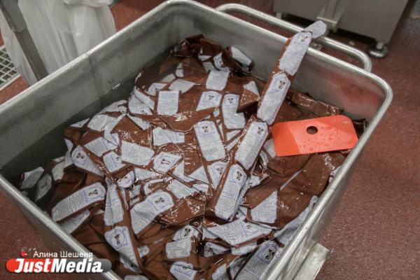 Тонны мяса, пельменей и булок. Гуляем по предприятиям-брендам вместе с JustMedia.ru - Фото 21