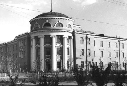 В Екатеринбурге презентовали портал с раритетными фото, где рассказывают историю восьми микрорайонов города - Фото 11