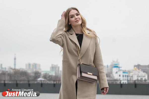 Мисс Екатеринбург-2019 Виктория Вершинина: «Рекомендую тепло одеваться, пить витамины и запасаться терпением, ведь зима в этом году будет холодной». В Екатеринбурге -6  - Фото 4