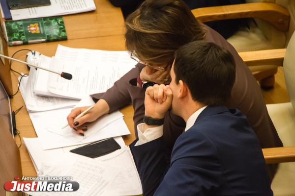 «Это аппаратная игра». Что стоит за решением Цуканова осадить дерзкого подчиненного - Фото 2