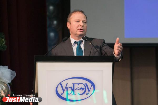 Рейтинг свердловских единороссов перед выборами-2021 будут спасать соцсетями - Фото 4