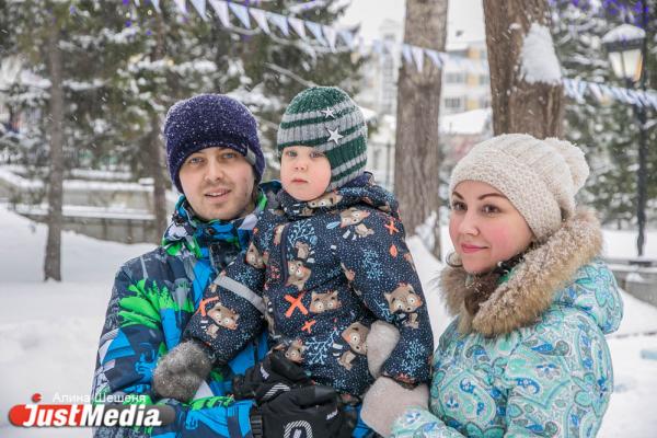 Екатеринбуржцы смогут поучаствовать в новогодних развлечениях аристократов в ледовом городке в Литературном квартале - Фото 6