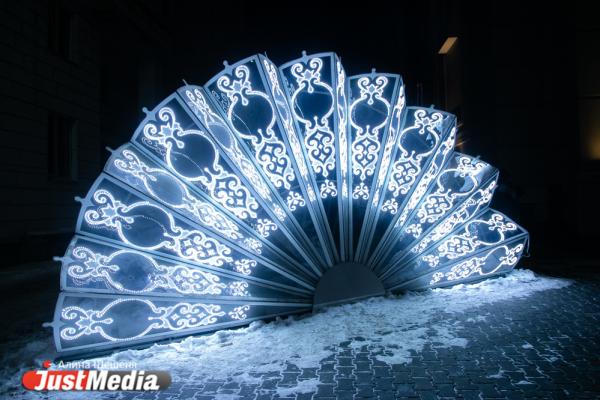 Торговые центры Екатеринбурга меряются… елками - Фото 8