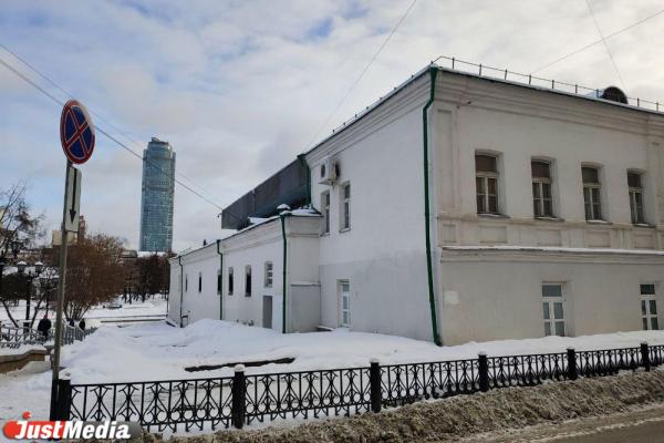 История старейшего госпиталя в Екатеринбурге, где был первый театр, тюремные застенки, богадельня с церковью, а теперь музей ИЗО - Фото 21