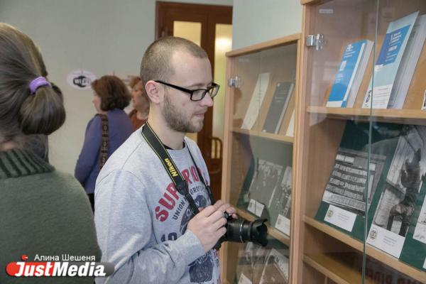 В Белинке открылась выставка, рассказывающая об истории уральской периодической печати  - Фото 14