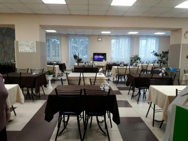 Показываем, что творится внутри санатория «Бодрость», куда свезли китайцев - Фото 8