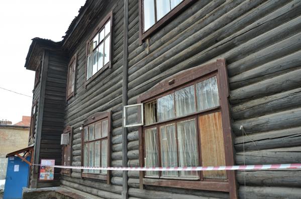 Жители сгоревших домов на Уралмаше попросили возбудить уголовное дело - Фото 3