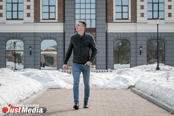 Тимур Дуйсенов, СК «Алтим»: «Наконец-то можно из теплого зала перебраться на улицу поиграть в футбол». В Екатеринбурге +4 градуса - Фото 3