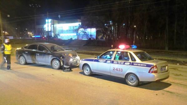 В Екатеринбурге пьяный водитель «Форда» устроил ДТП, в результате которого пострадали три человека - Фото 2