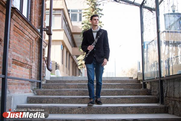 Сантьяго Аристисабль, Kickin' Jass Orchestra: «Я из Колумбии, у нас там всегда тепло». В Екатеринбурге +26 градусов - Фото 6