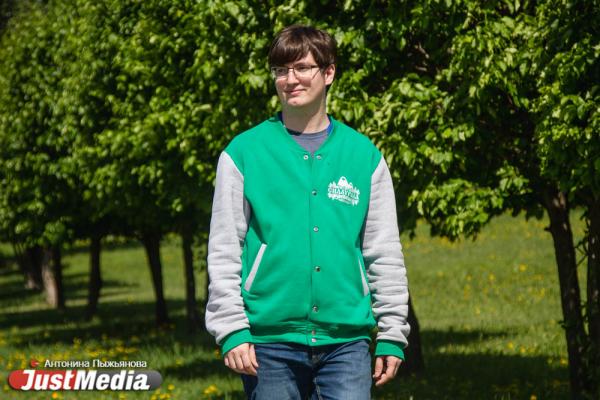 Юрий Шашмурин, волонтер: «Именно самоизоляция помогает нам понять, как сильно окружающие люди нуждаются в нашей поддержке». В Екатеринбурге +18 градусов - Фото 2