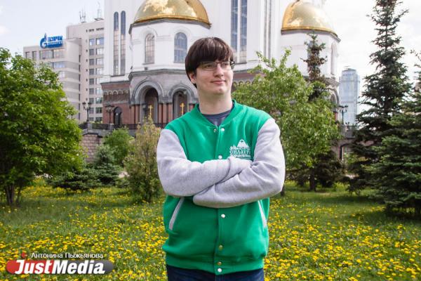 Юрий Шашмурин, волонтер: «Именно самоизоляция помогает нам понять, как сильно окружающие люди нуждаются в нашей поддержке». В Екатеринбурге +18 градусов - Фото 5