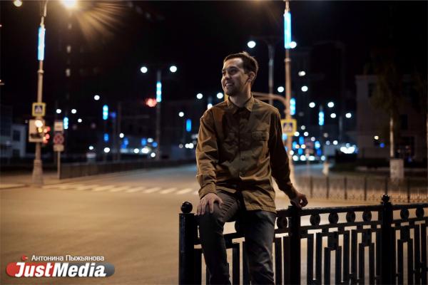Артур Тирский, фотограф-блогер: «Я не люблю гулять в жару и предпочитаю делать это либо вечером, либо ночью». В Екатеринбурге +31 градус - Фото 7