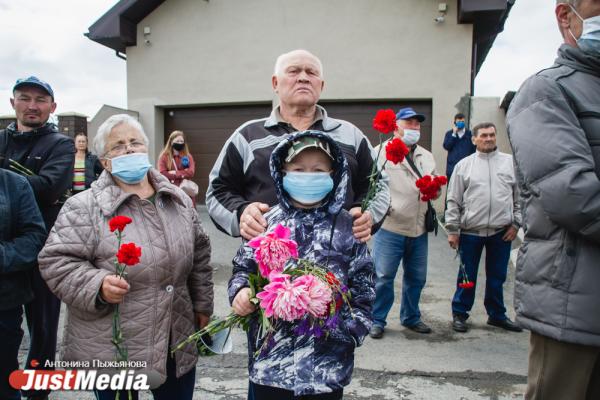 На Шувакише открыли памятник землякам, погибшим в годы Великой Отечественной войны - Фото 13