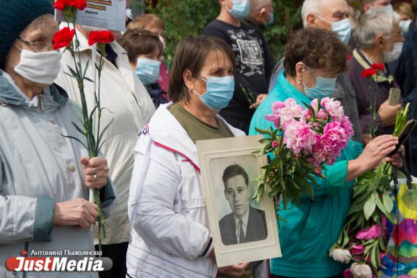 На Шувакише открыли памятник землякам, погибшим в годы Великой Отечественной войны - Фото 15
