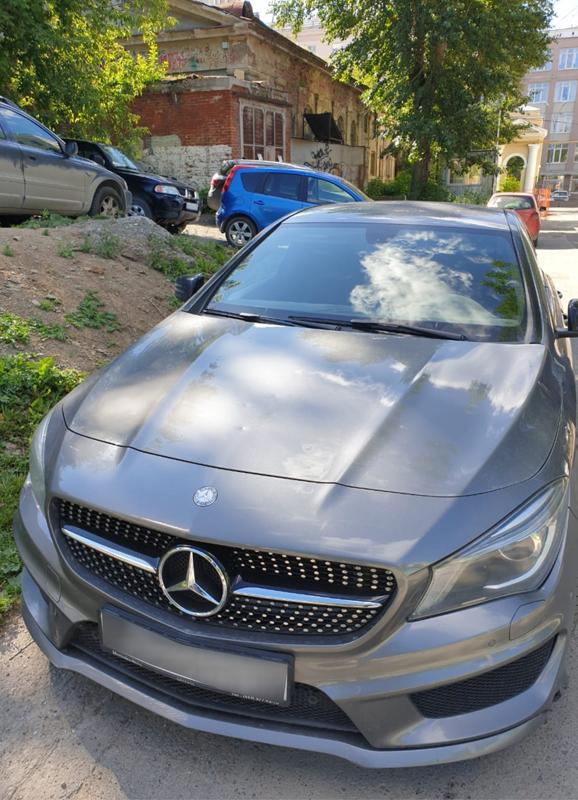 У екатеринбуржца, задолжавшего банку 169 тысяч рублей, арестовали «Мерседес Бенц» - Фото 2