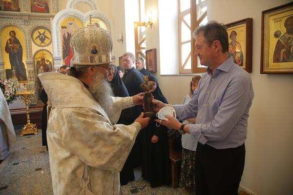 Митрополит Кирилл освятил «родительский» храм в Верхней Пышме - Фото 2