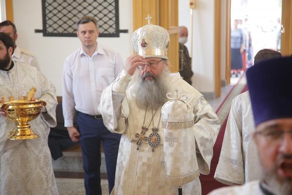 Митрополит Кирилл освятил «родительский» храм в Верхней Пышме - Фото 5