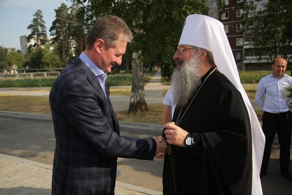 Митрополит Кирилл освятил «родительский» храм в Верхней Пышме - Фото 11