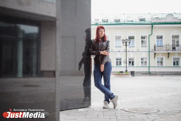 Екатерина Карманова, Свердловский госархив: «Именно в такую погоду легко работать и хочется гулять по городу». В Екатеринбурге +24 и грозы  - Фото 2