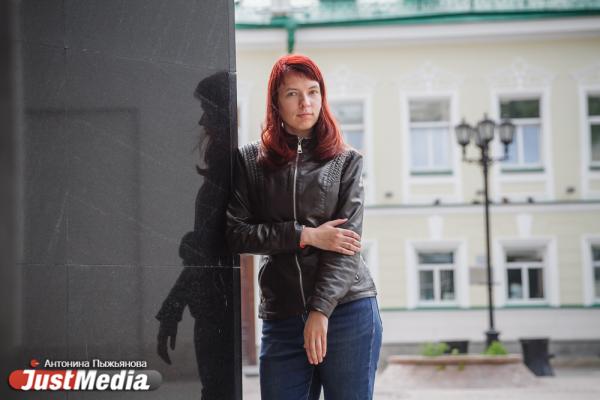 Екатерина Карманова, Свердловский госархив: «Именно в такую погоду легко работать и хочется гулять по городу». В Екатеринбурге +24 и грозы  - Фото 7