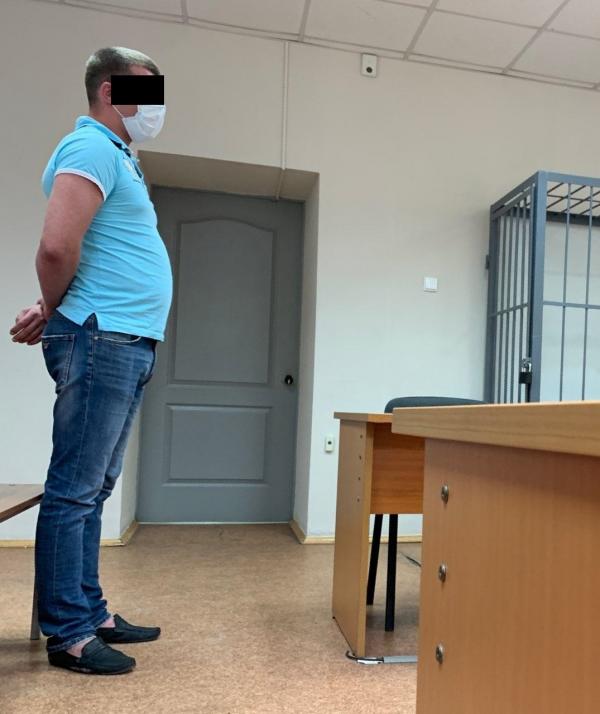 В Екатеринбурге осудили полицейского, который ударил задержанного - Фото 2