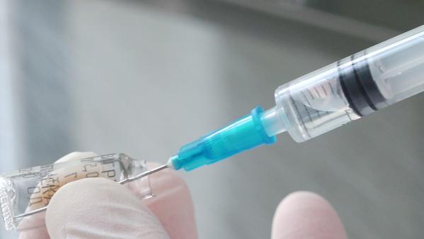 Клиники сети «РЖД-Медицина» на СвЖД  начали вакцинацию железнодорожников и населения против гриппа - Фото 4