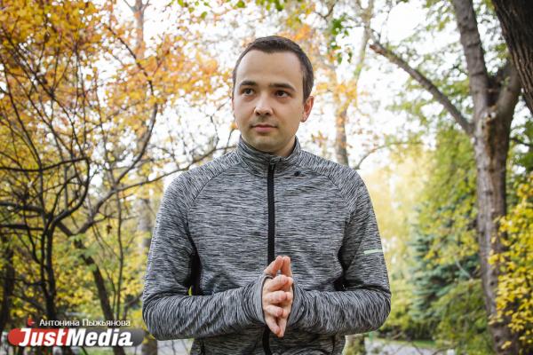 Антон Елагин, машинист сцены: «Не важно, дождь за окном или снег - я тренируюсь в любую погоду». В Екатеринбурге +7 и дожди - Фото 6