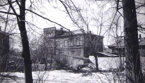 От фото-терапии до массажа по общедоступным ценам. История трехэтажной водо-электролечебницы Доброхотова в дореволюционном Екатеринбурге - Фото 3