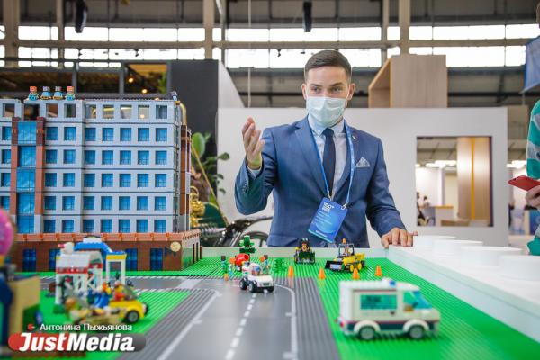 УГМК на 100+ Forum Russia показала свои проекты в виде конструктора - Фото 2