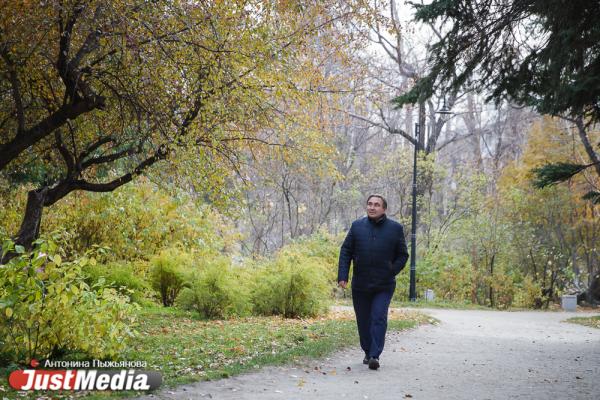 Министр ЖКХ Николай Смирнов: «Ранняя осень – наиболее спокойное время года: отопительный сезон начался, урожай собран». В Екатеринбурге +1   - Фото 6
