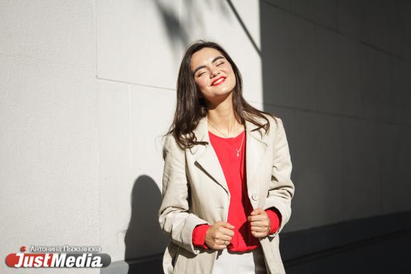 Маргарита Мазитова, пианистка: «Уральская погода непредсказуема: утром – солнце, вечером  - дождь. Но это не важно. Главное – какая она у вас внутри». В Екатеринбурге -1   - Фото 8