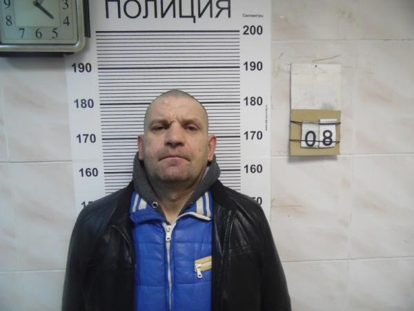 В Екатеринбурге прохожие задержали грабителей салона сотовой связи - Фото 2