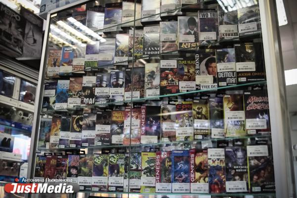 «Сега хачу», микроволновка-убийца и бандитский бизнес на детях. История самого крепкого магазина видеоигр в Екатеринбурге - Фото 8