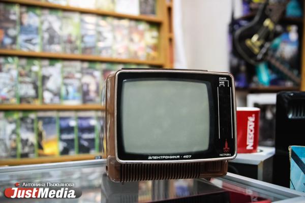 «Сега хачу», микроволновка-убийца и бандитский бизнес на детях. История самого крепкого магазина видеоигр в Екатеринбурге - Фото 23