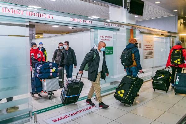 Лучшие летающие лыжники прилетели в Екатеринбург - Фото 2