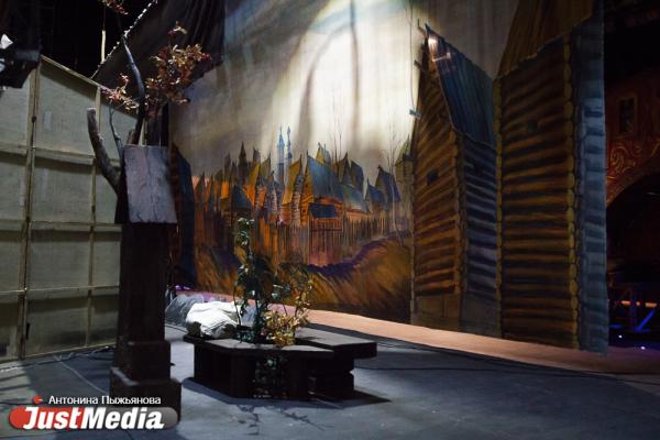 Ночь в театре. Как не потеряться в пятиэтажном лабиринте, заставить работать оборудование и не встретить призрака оперы - Фото 6