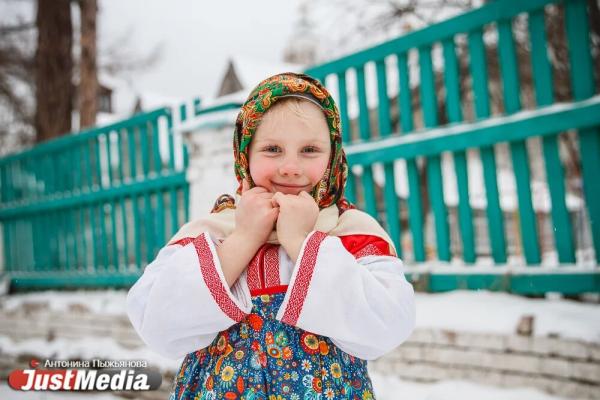 Кокованя и Даренка: «Пусть у каждого из вас сбудутся все ваши желания, и в этот Новый год к вам придет настоящее новогоднее счастье». В Екатеринбурге -16 градусов - Фото 3