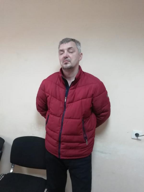 В Екатеринбурге задержали автомеханика, подозреваемого в ограблении ломбарда - Фото 3