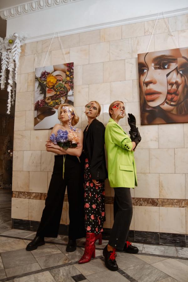 Анастасия Курлович – о своей выставке коллажей: «Люди приходят за красотой, поэтому работы с искусственной кровью и неэстетичными лицами не вошли в экспозицию»  - Фото 4