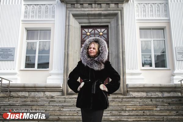 Библиотекарь Анастасия Русина: «В такую погоду самое лучшее – остаться дома с хорошей книгой и вкусным чаем». В Екатеринбурге -16 градусов - Фото 5