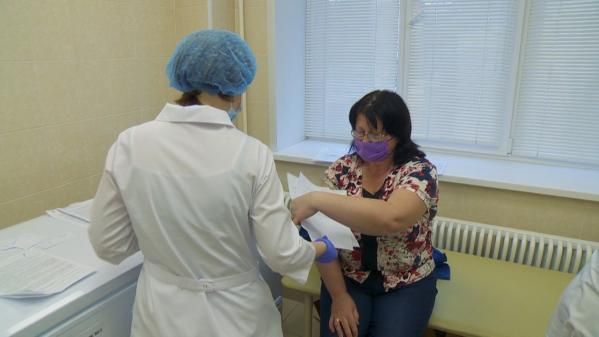 В УГМК начался второй этап вакцинации от коронавируса - Фото 5