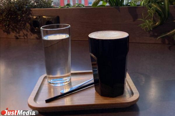 Капучино тазиками и раф из шишек. Ищем самую душевную кофейню Екатеринбурга - Фото 3